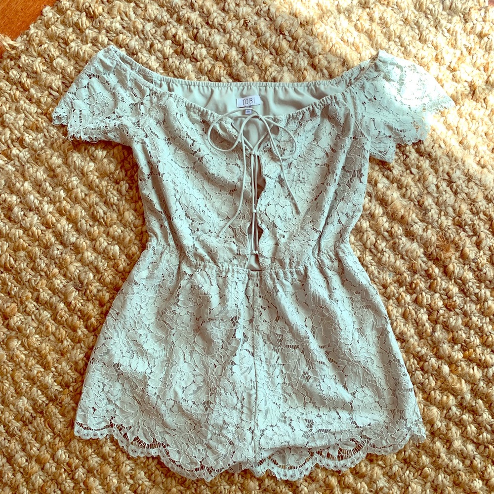 Tobi Off Shoulder Lace Romper